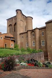 Albi La Merveilleuse Famille France Trotteuse Albi Les Regions De France Tarn Et Garonne