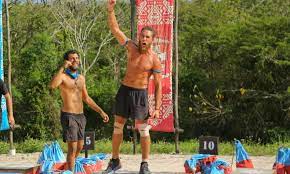 Κόκκινη και μπλε ομάδα δίνουν. Survivor Allazei Wres Probolhs Th Megalh Ebdomada Sportime Gr