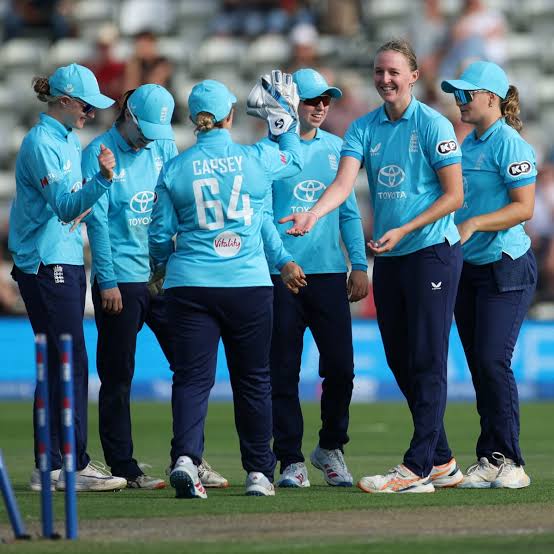 England win third women's ODI against Ireland to complete series sweep &ndash; as  it happened | Cricket | The Guardian