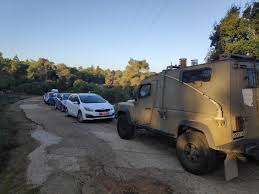 כעת טל קורקוס נותר במדינה זרה, בלי עבודה ובלי הגנה. O5gadz 7xub4um