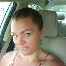 Carole Judd's Instagram, Twitter & Facebook