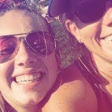 Amanda Buzbee's Instagram, Twitter & Facebook