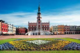 During the spring and summer, zamosc holds a number of cultural, sports and trade events, making it even more attractive to visitors. Historische Altstadt Zamosc