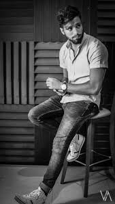 Black And White Photoshoot Ideas Men Black And White Male Model Photoshoot Ideas Men Boy Beard Men Photoshoot Male Portrait Photoshoot