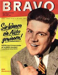 Ich möchte schlafen, doch die mimi ist erst auf seite 104, die nächste leiche wart' ich gar nicht erst ab und schleiche aus dem bett, aus dem zimmer, aus der wohnung. Ohne Krimi Geht Die Mimi Nie Ins Bett Serge Meier
