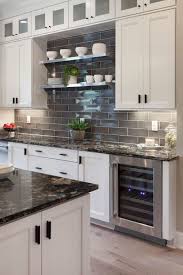 31 Popular Kitchen Backsplash Design Ideas Will Be Trend 2020 In 2020 Kitchen Design Countertops Kitchen Backsplash Designs New Kitchen Cabinets