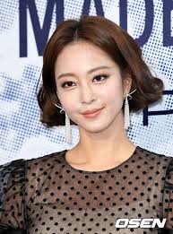 단발 여신의 러블리한 미소가 인상적이었다. ì‚¬ì§„ í•œì˜ˆìŠ¬ ë‹¨ë°œë¨¸ë¦¬ê°€ ìž˜ ì–´ìš¸ë¦¬ì£  ì¡°ì„ ì¼ë³´