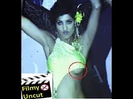 Image result for worst wardrobe malfunctions bollywood
