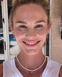 Stacy Humphrey's Instagram, Twitter & Facebook