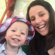 Julie Downes (@juliescardsetc)