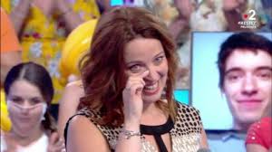 Ce vendredi 17 mai, pendant l'émission n'oubliez pas les paroles sur france 2, l'animateur nagui a eu une petite suée face la candidate adjia. N Oubliez Pas Les Paroles Adjia La Maestro En Larmes Dans Les Bras De Nagui Femme Actuelle Le Mag