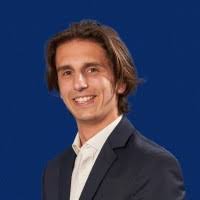 700+ "Pelczar" profiles