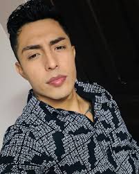 🤩Pues la espera termino 🤩 quiero informarles ‼️ que ya estamos listos  para concursar para rey del carnaval mina 2024 🎉🎊🥳 Oficialmente somos  distintivo negro🖤amigs, familiares y de más, espero contar con