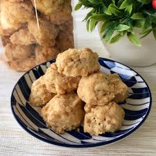 Resepi ni sebenarnya resepi mak mertua ayue, kalau dah namanya resepi mertua. Cornflakes Nestum Cookies Shopee Malaysia