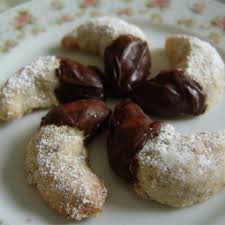 Traditional austrian manner is to spread thinly with jam, cover with a second cookie, then cover top. Austrian Cookie Recipes Allrecipes