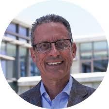 Michael Stamos's Instagram, Twitter & Facebook