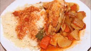 Mettez toutes les épices (curcuma, paprika, poivre, gingembre, garam massala et coriandre) dans un mixeur avec l ail, les tomates concassées et mixez jusqu'à obtenir une pâte. Cookeo Poulet Tikka Massala Express Youtube