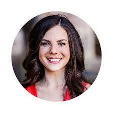 Stephanie Steinberg's Instagram, Twitter & Facebook