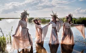 Volshebnaya Noch Na Ivana Kupala Chto Mozhno I Nelzya Delat V Etot Prazdnik