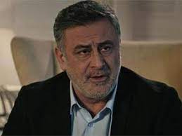 Sezonunda da büyük bir ilgiyle izleniyor. Eskiya Dunyaya Hukumdar Olmaz Facali Dayi Hasmet Turgut Tuncalp Kimdir Gercek Ismi Rolu Oldu Mu Ayrildi Mi