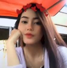 Ibu tiri meniduri anak tiri sementara ayah pergi. Gambar Cewek