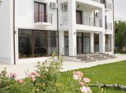 Cabana med 2 este situata in centrul comunei arieseni, dispune de 8 camere cu televizor, grup sanitar propriu, bucatarie, living. Cele Mai Bune 10 Pensiuni Din Iasi Romania Booking Com