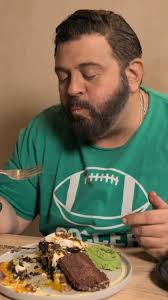 Adam Richman Tries A PROPER Glaswegian Breakfast 🍳🥓