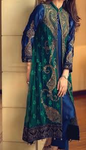 Jump to navigation jump to search. Fashiontrendsinpkcom On Twitter Pakistani Dresses Gown Style Dress Chiffon Gown Style