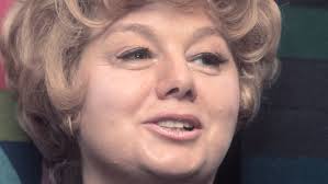 Why Shelley Winters Dumped A Drink On Oliver Reed On Live TV