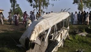 Dangerous train accident two train crossing each other | high speed train derailment indian railways #trainaccident. 22 Including 20 Sikhs Die In Sheikhupura Train Coaster Collision