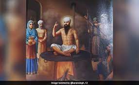 Sri guru arjan dev ji in white dress. Guru Arjan Dev Ji Shaheedi Purab All You Need To Know About Guru Arjan Dev Fifth Guru Of Sikhs