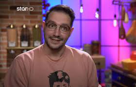 Tv8 ekranlarının sevilen yarışması masterchef 'in jüri koltuğunda somer sivrioğlu, mehmet yalçınkaya ve danilo zanna yer alıyor. Paylos Xappilos 8 Pragmata Gia Ton Paikth Toy Masterchef 5 Neolaia Gr