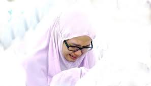 Kisah nyata ini dipaparkan oleh lucky, suami sandra, kepada saya untuk direka menjadi satu cerita. Suami Meninggal Apa Yang Mesti Dilakukan Agar Istri Mampu Bertahan Bincang Muslimah