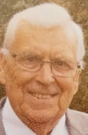 Tributes paid to record-setting swimmer among 30 Leicester Mercury death  notices