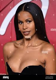 Sabrina fashion hi-res stock photography and images