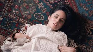 Ils ne se supportent pas. Curiosa 2019 Film Trailer Kritik