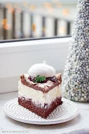 Jablecznik Z Papierowek Z Pianka Kajmakowa Ciasto Czekoladowe Z Cukinia Kostka Truskawkowo Rozana Babka Z Kwi Sweet Desserts Delicious Desserts Specialty Cakes