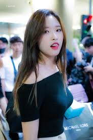 Crescent Moon On Twitter Olivia Hye Kpop Girls Kpop Girl Groups