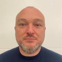 400+ perfiles de «Bazzi»