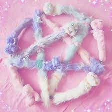 See a recent post on tumblr from @bubblebeepop about pastel goth aesthetic. Pin On Little Space