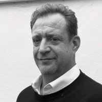 Victoria Reardon's Instagram, Twitter & Facebook