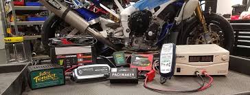 Straightforward to use, especially in small if the battery voltage drops too far under load, full charger output power resumes. 8 Best Agm Battery Chargers In 2021 Review Bestfordriver
