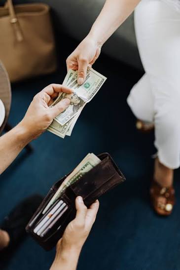 The Rise of Loan Apps: Instant Personal Loans at Your Fingertips | Education