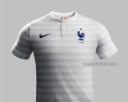El escudo nacional de nicaragua está formado por un triángulo equilátero (tres lados iguales) de oro, que representa la igualdad y la rectitud de la patria y sus instituciones. Franca Nike Away 2014 2015 Camisas E Chuteiras