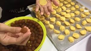 Meski klasik, kue ini memiliki tekstur lembut sehingga menjadi favorit semua orang. Resep Selai Nanas Untuk Nastar Bahan Dan Cara Membuatnya