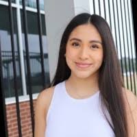 Stacy Munoz's Instagram, Twitter & Facebook