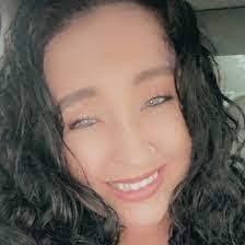 Donna Fordham's Instagram, Twitter & Facebook