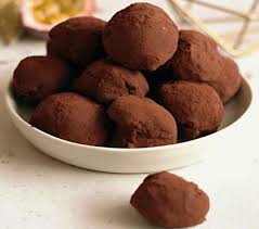 Truffes Au Chocolat La Recette Facile Et Traditionnelle Avec Images Truffes Au Chocolat Recette Truffe Chocolat