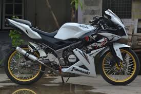 Dijual tipe kendaraan ninja 250fi non abs tahun 2014 bahan bakar selalu shell. Harga Ninja Rr 150 Dan Ninja Rr 150 Special Edition Terbaru 2016 Motorninja250 Com Motorninja250 Com