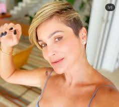 Encontre este pin e muitos outros na pasta artists de marry saliba. Flavia Alessandra Radicaliza No Visual Me Libertei So Noticias